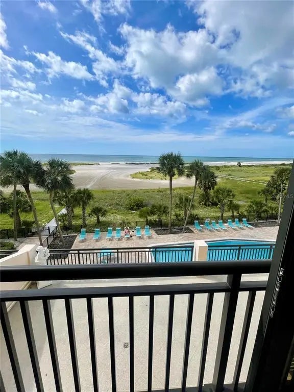 1270 Gulf Boulevard 406, CLEARWATER