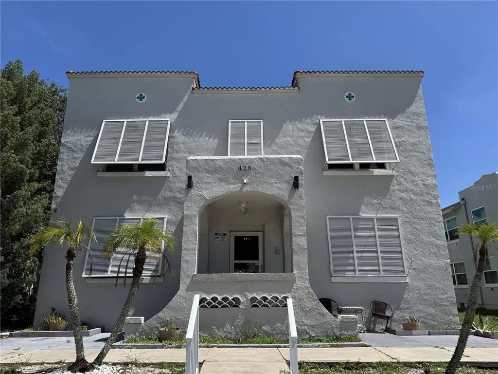 424 Armada Road S 3, VENICE