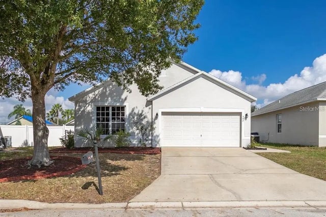 547 Madina Circle, DAVENPORT