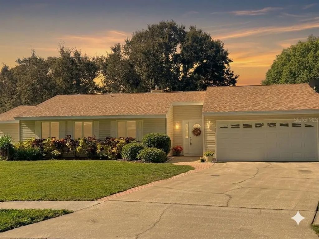 373 Foxcroft Drive E, PALM HARBOR