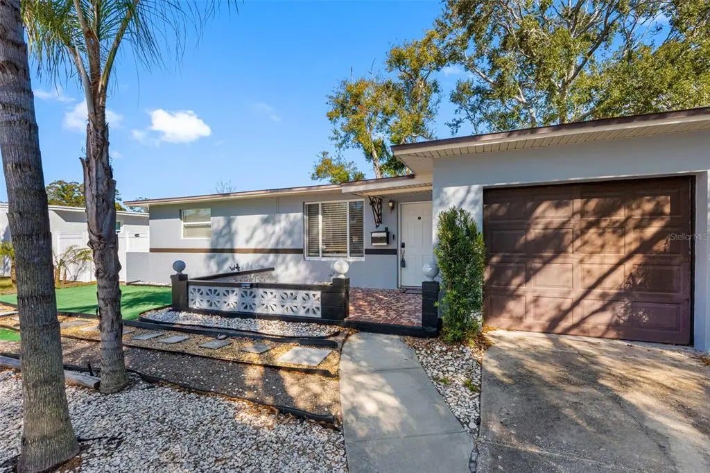 4711 28th Avenue N, ST PETERSBURG