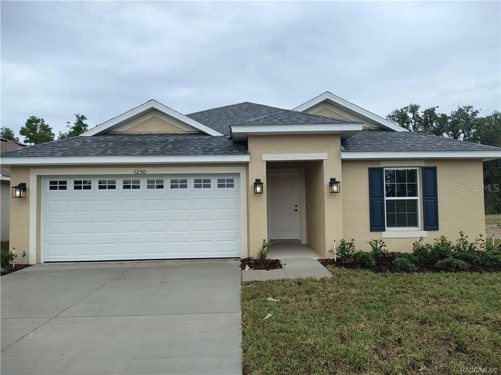 2509 Clearwood Street, INVERNESS