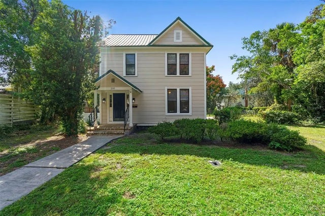 210 W University Avenue, DELAND