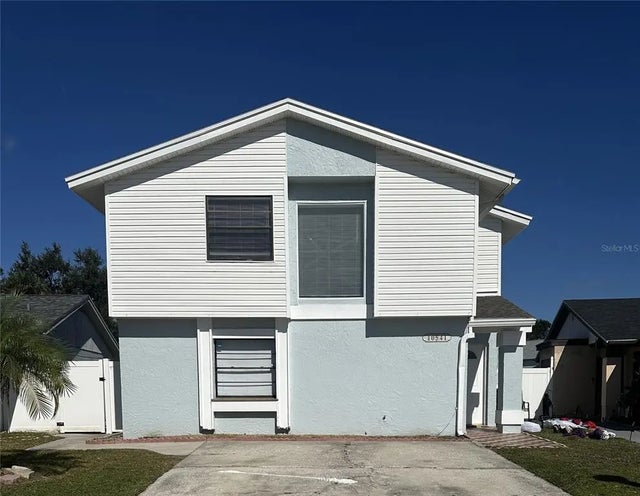 10541 Parkcrest Drive, TAMPA