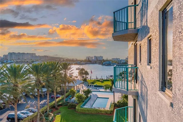 670 Island Way 602, CLEARWATER