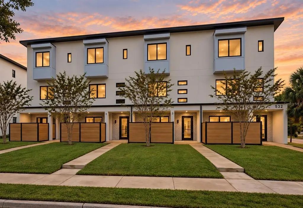 532 W Plaza Place 3, TAMPA
