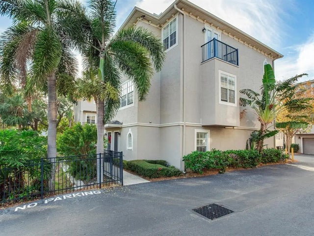 2606 Espana Court, TAMPA