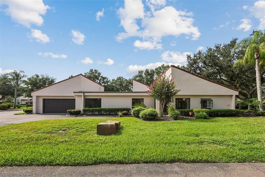 107 Seville Court N, PLANT CITY
