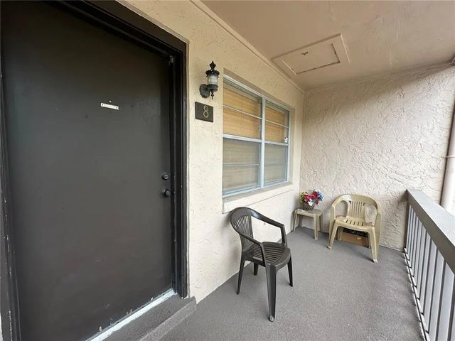 2417 Ne 6th Street 8, OCALA