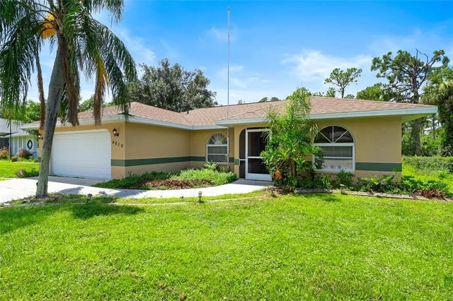 4619 Flint Drive, NORTH PORT