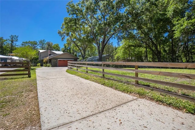 28330 Peterson Camp Road, BROOKSVILLE