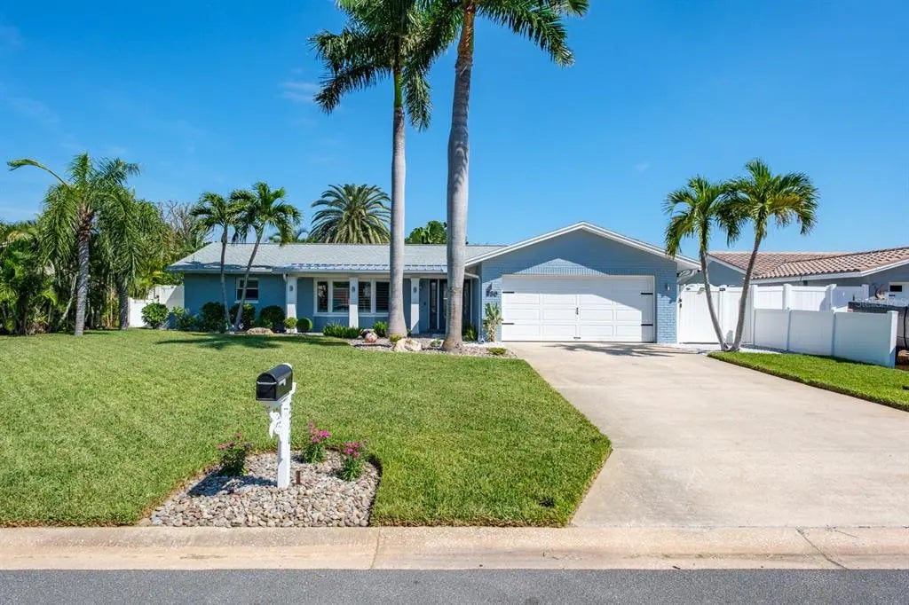 230 S Julia Circle, ST PETE BEACH