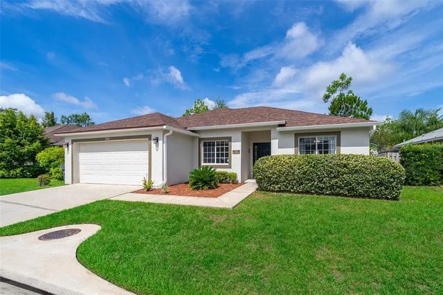 215 Paradise Woods Place, DAVENPORT