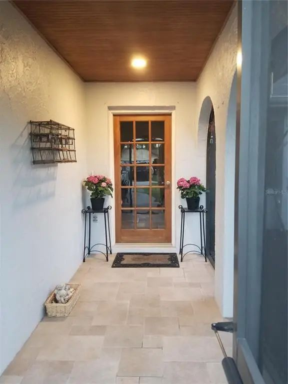 Photo of Listing #R4911073