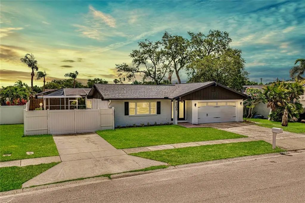 9305 120th Lane, SEMINOLE