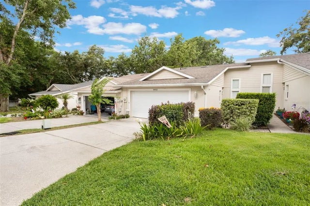 8932 Village Green Boulevard, CLERMONT