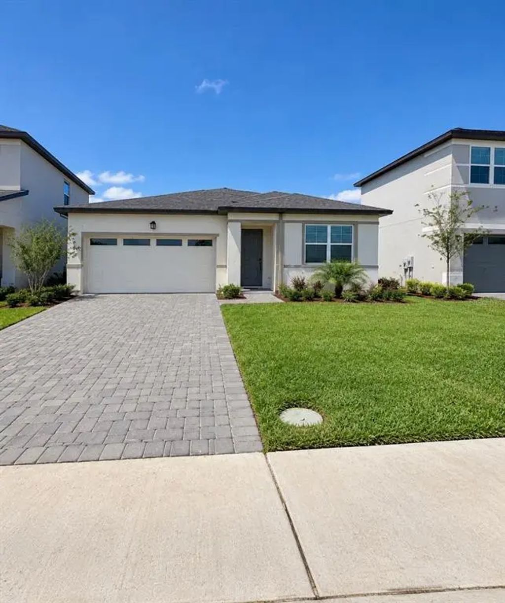 4916 Shady Pines Drive, ST. CLOUD