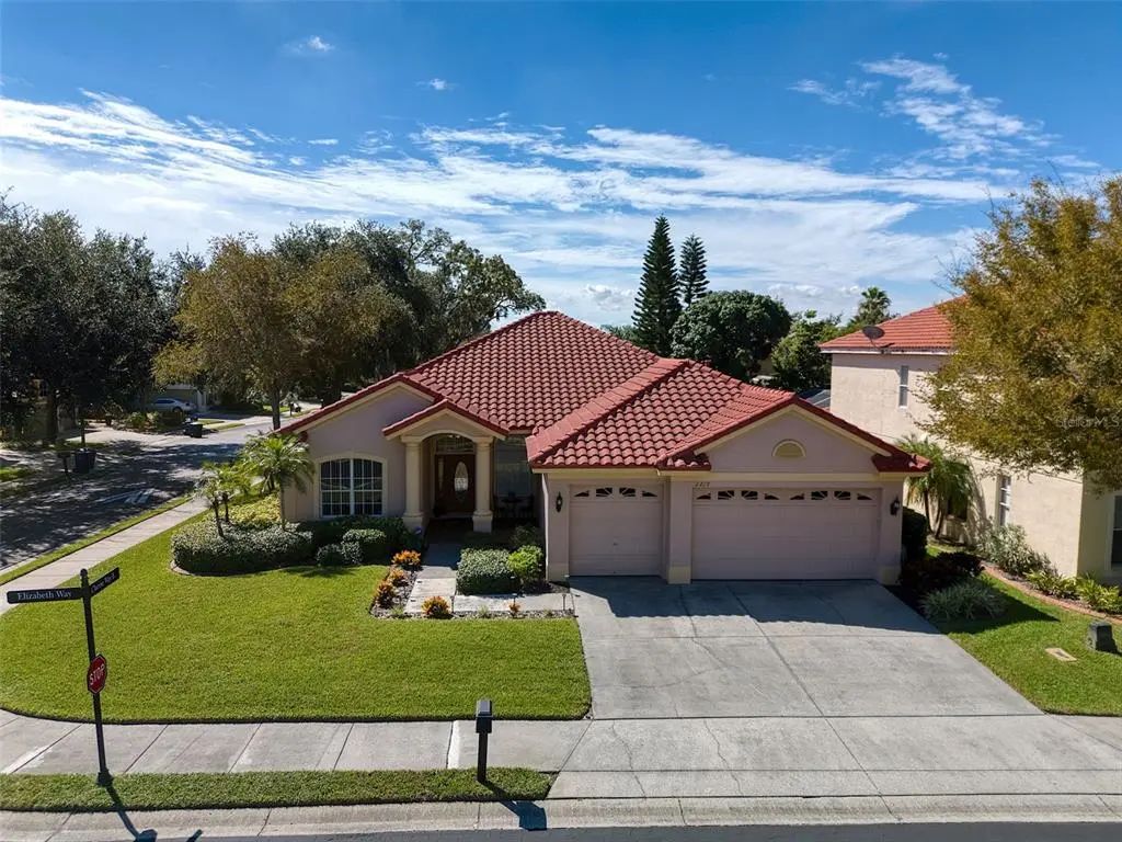 2219 Elizabeth Way, DUNEDIN