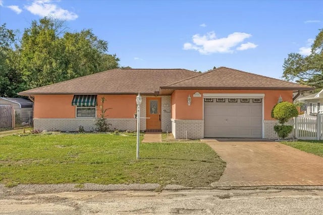 25 Forest Drive, DAVENPORT