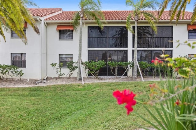 2275 S Mccall Road 102, ENGLEWOOD