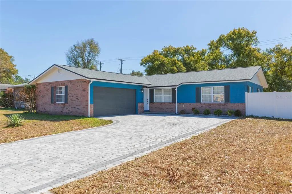 2307 Lincoln Court, BRANDON