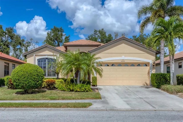 4260 Mackay Falls Terrace, SARASOTA