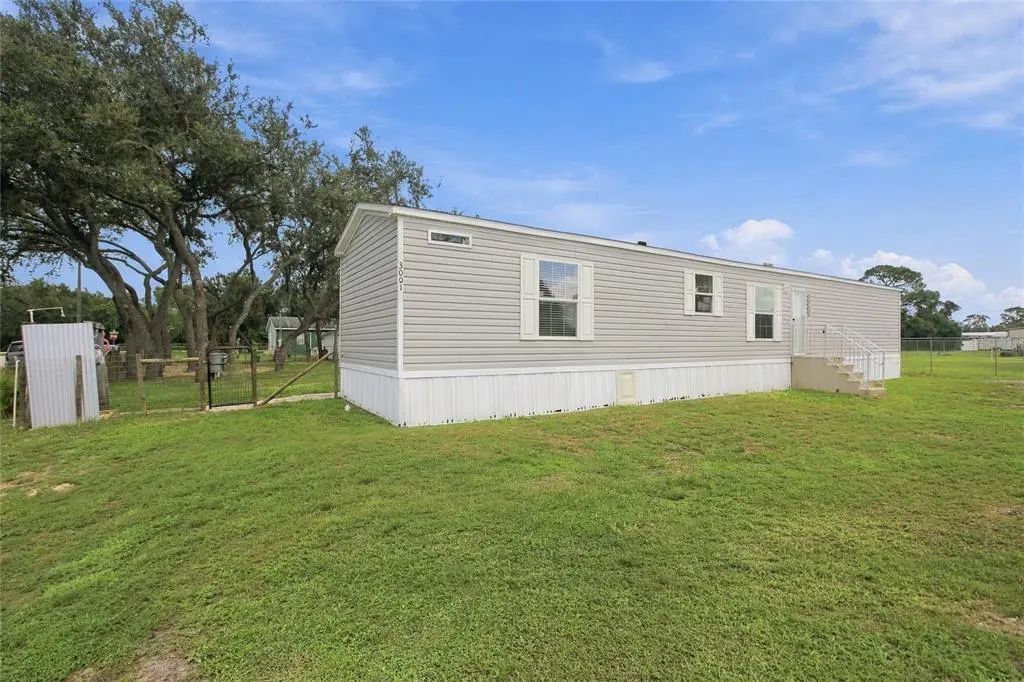 3001 Holiday Beach Drive, AVON PARK