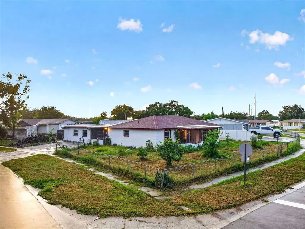 8545 Gold Ridge Circle, TAMPA