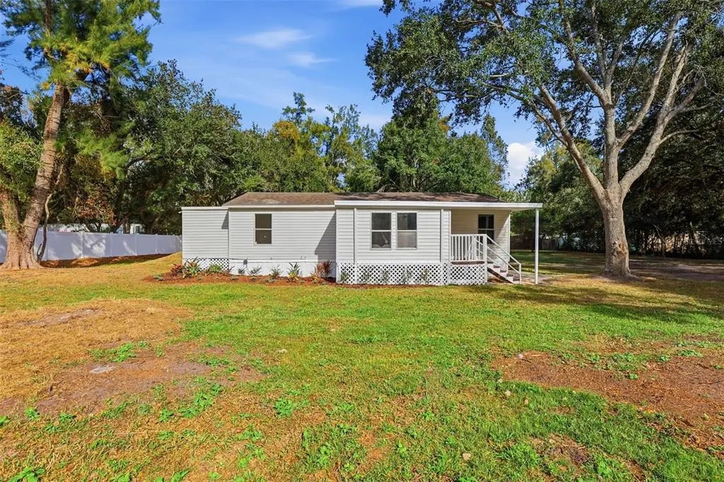 26825 Glenhaven Road, WESLEY CHAPEL
