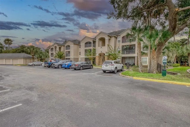 940 Village Trail 8-206, PORT ORANGE