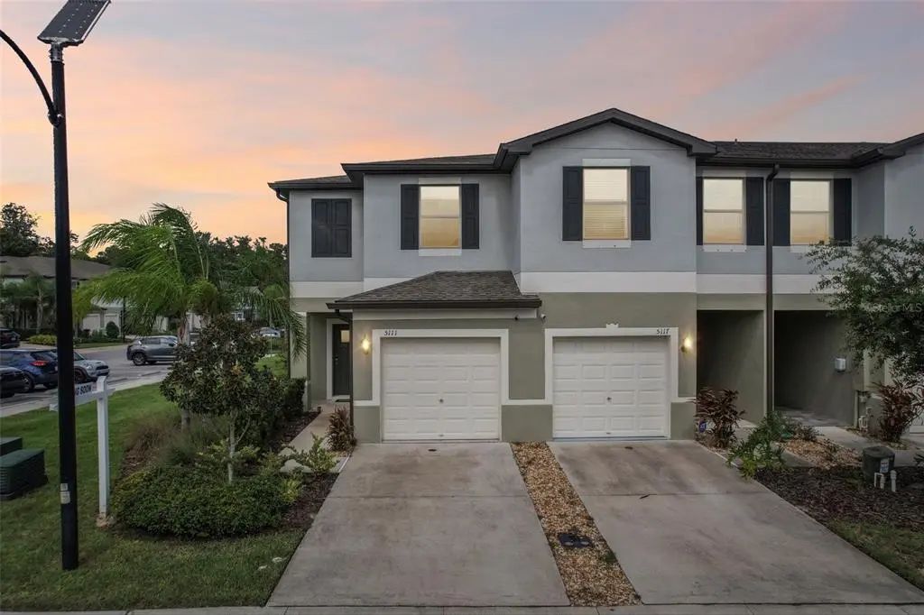 5111 Forum Boulevard, HOLIDAY