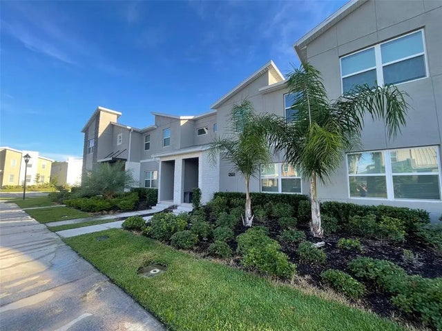 4295 Paragraph Drive, KISSIMMEE