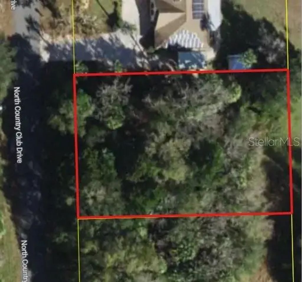90 N Country Club Drive, CRYSTAL RIVER