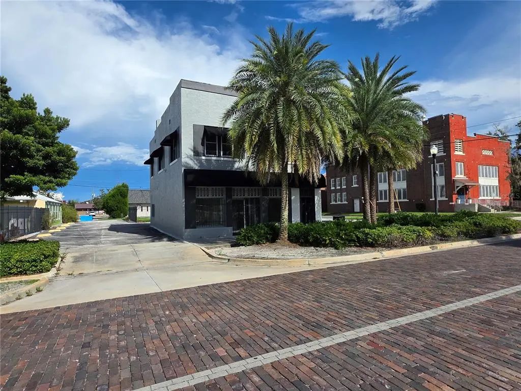 217 S Oak Avenue, SANFORD