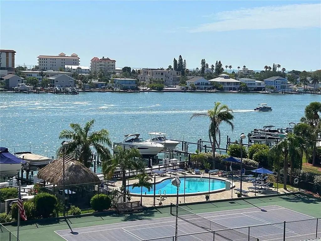 660 Island Way 502, CLEARWATER