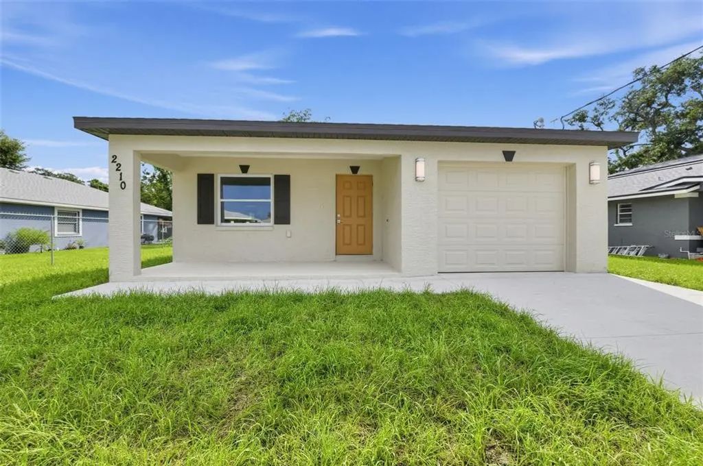 2210 1st Avenue E, PALMETTO