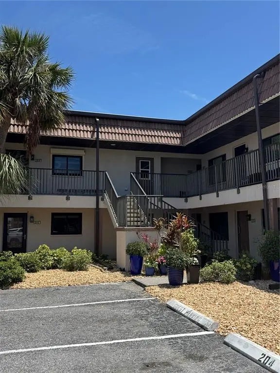 1258 Barbara Drive 202, VENICE