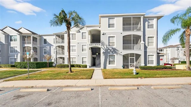 8101 Coconut Palm Way 203, KISSIMMEE