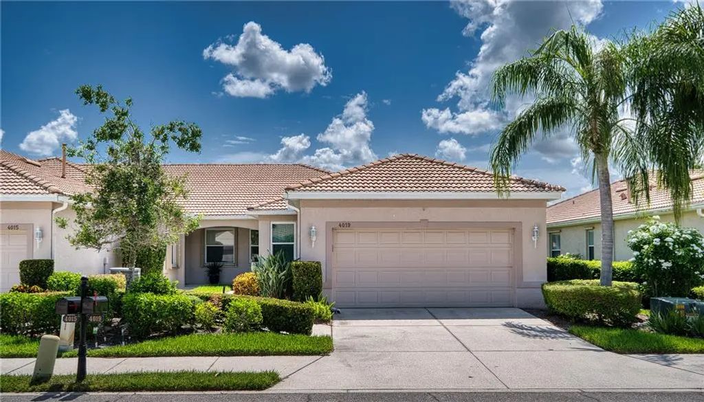 4019 Cascade Falls Drive, SARASOTA
