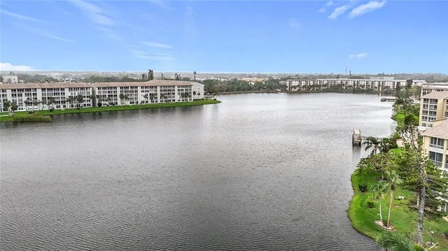 3546 Lake Bayshore Drive K-124, BRADENTON
