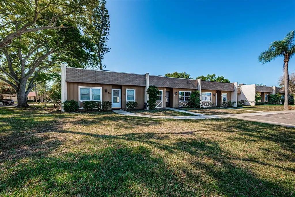 11511 113th Street North 5b, LARGO