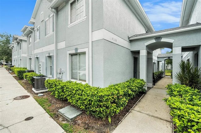 7135 Waterside Drive, TAMPA