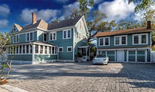 304 15th Street W, BRADENTON