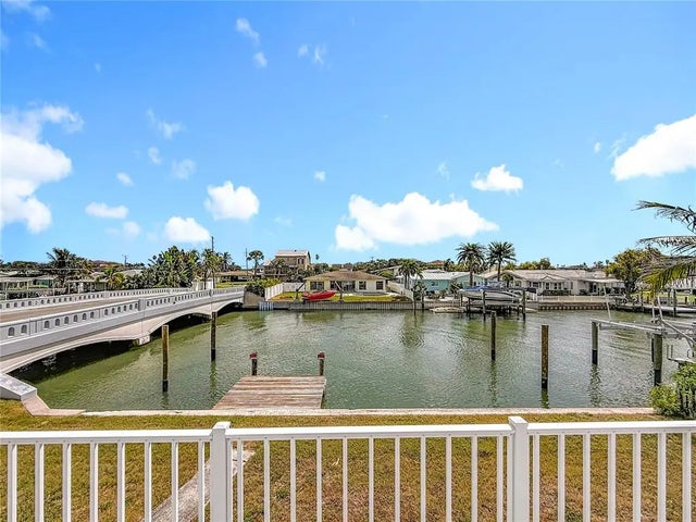 497 Normandy Road 2, MADEIRA BEACH
