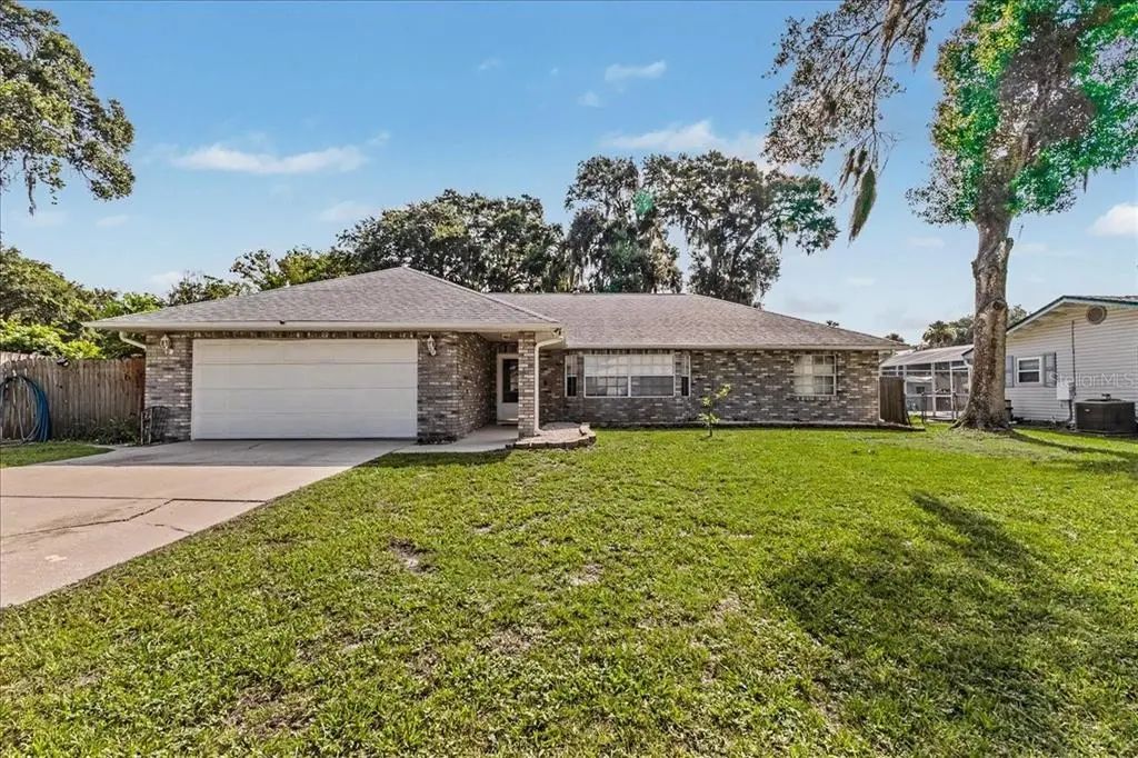 2311 Pine Tree, EDGEWATER