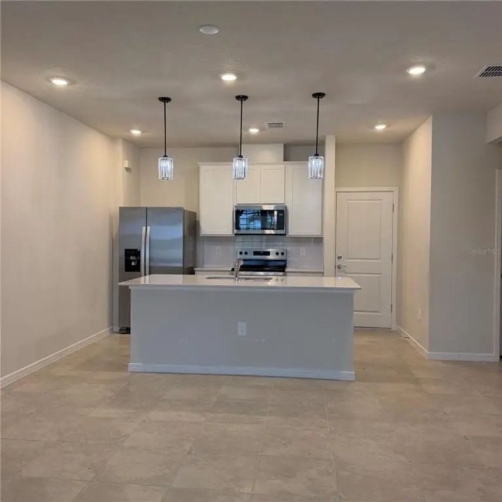 2275 Southbury Drive, KISSIMMEE
