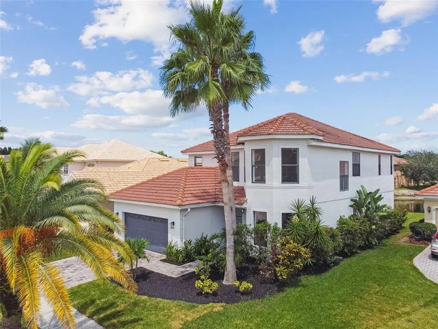 18005 Malakai Isle Drive, TAMPA