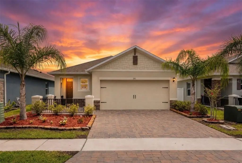 281 Caryota Court, NEW SMYRNA BEACH