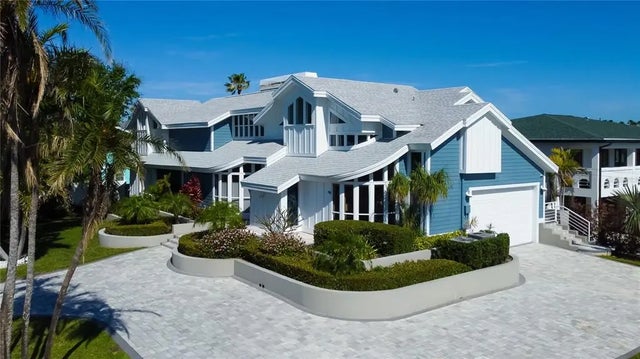 103 Morgan Drive, BELLEAIR BEACH