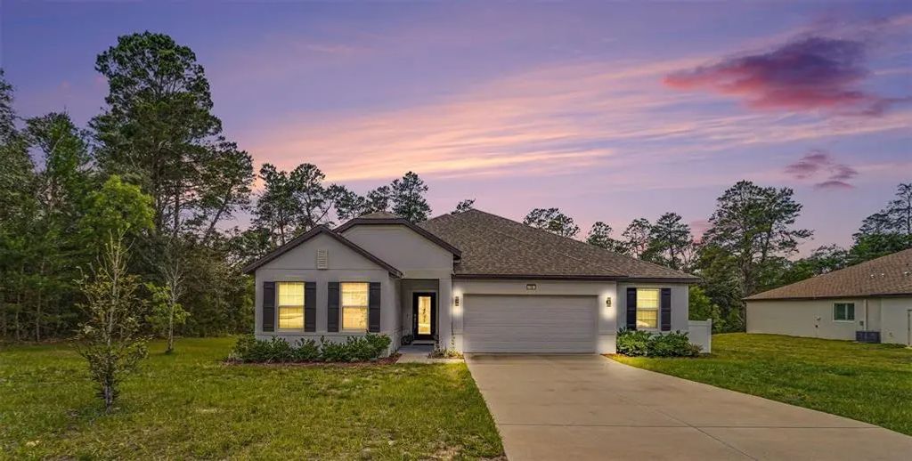 15 Lone Pine Street, HOMOSASSA